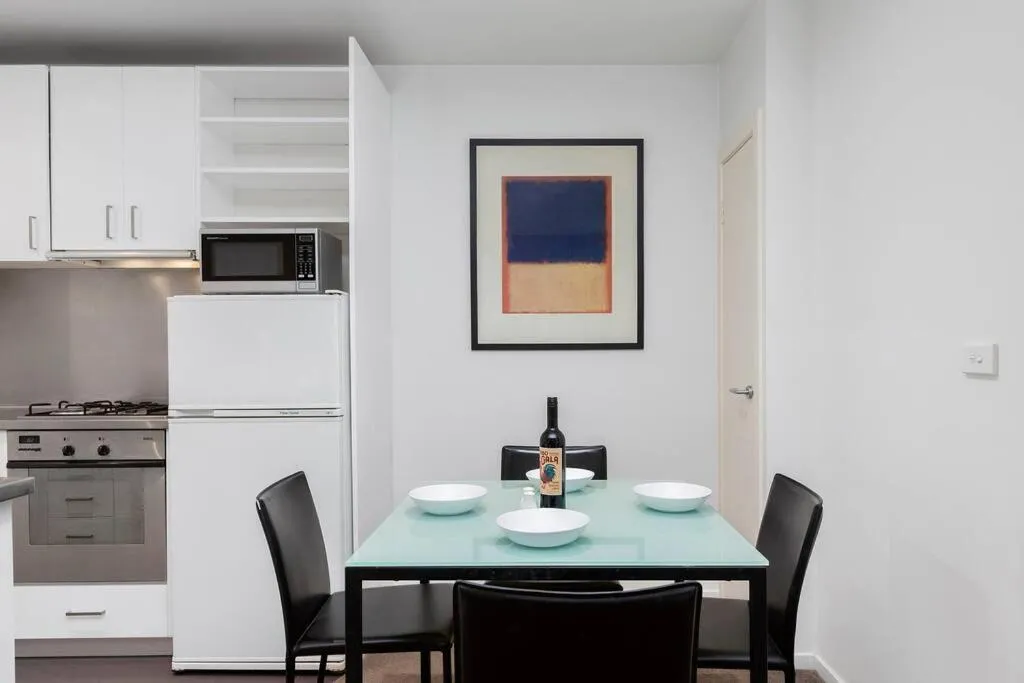 Image 5 of 107 Astral Apartments