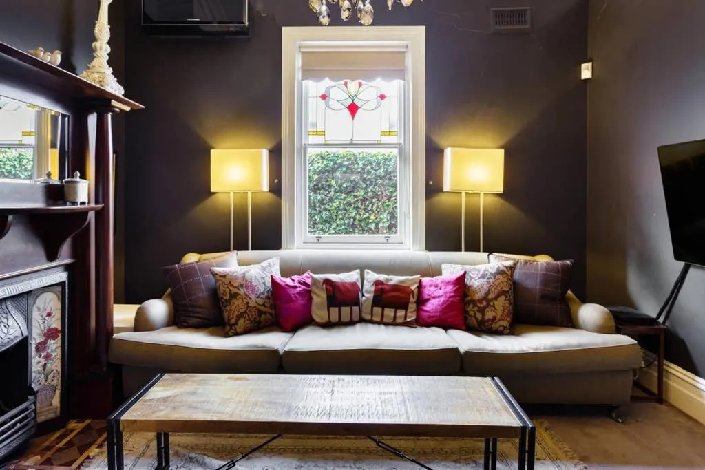 Image 4 of 94 Highett – 5 bedroom, 3 car parks – Luxury House