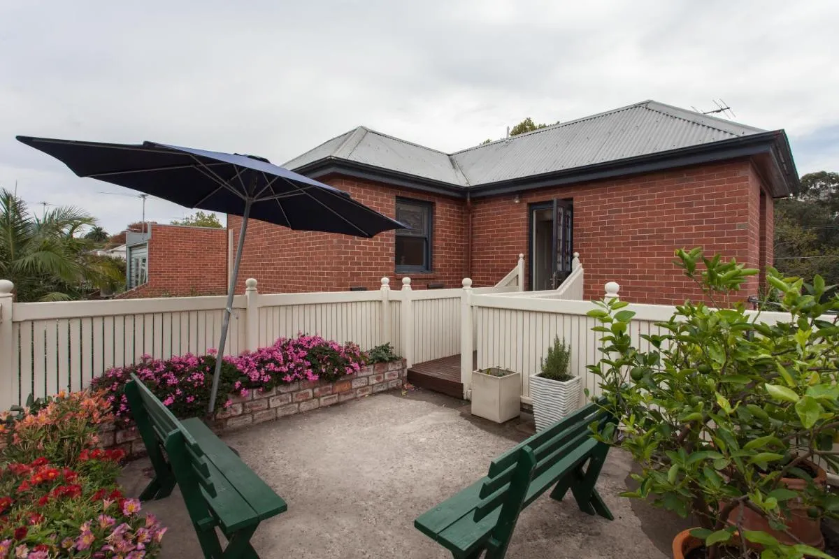 Image 5 of 94 Highett – 5 bedroom, 3 car parks – Luxury House