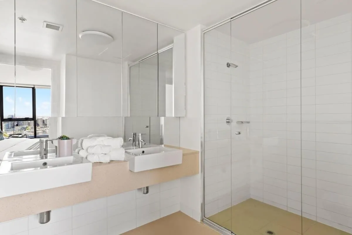 Image 2 of A 2BR Apt with Amazing Harbor Views FREE Parking