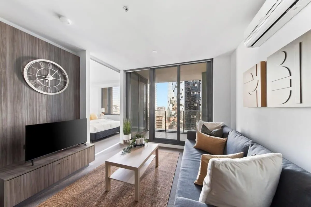 Image 5 of A 2BR Apt with City Views Next to Southern Cross