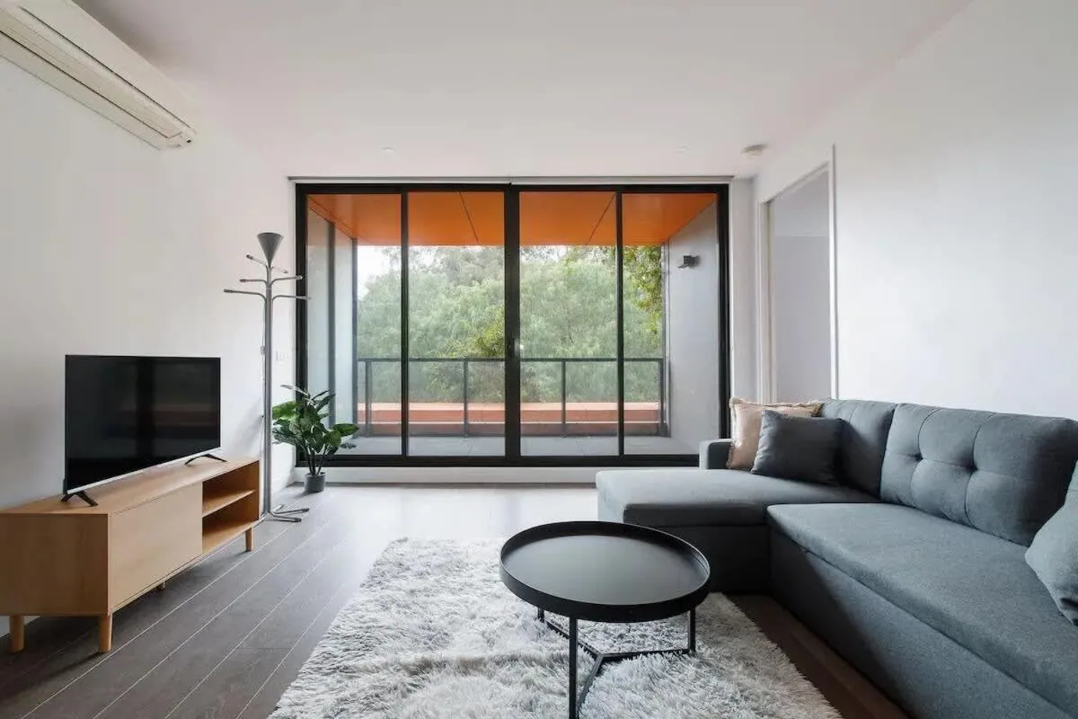 Image 5 of A 3BR Apt Next to Melbourne Zoo FREE Parking