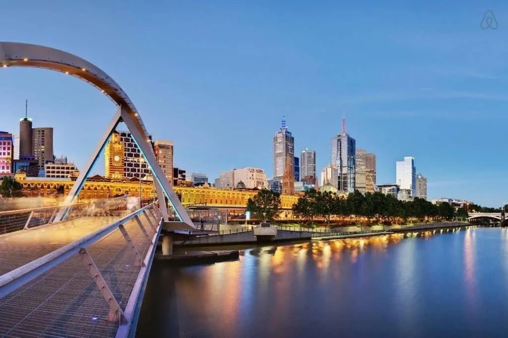 Image 6 of A Chic 2BR Apt Near Melbourne CBD w FREE Parking