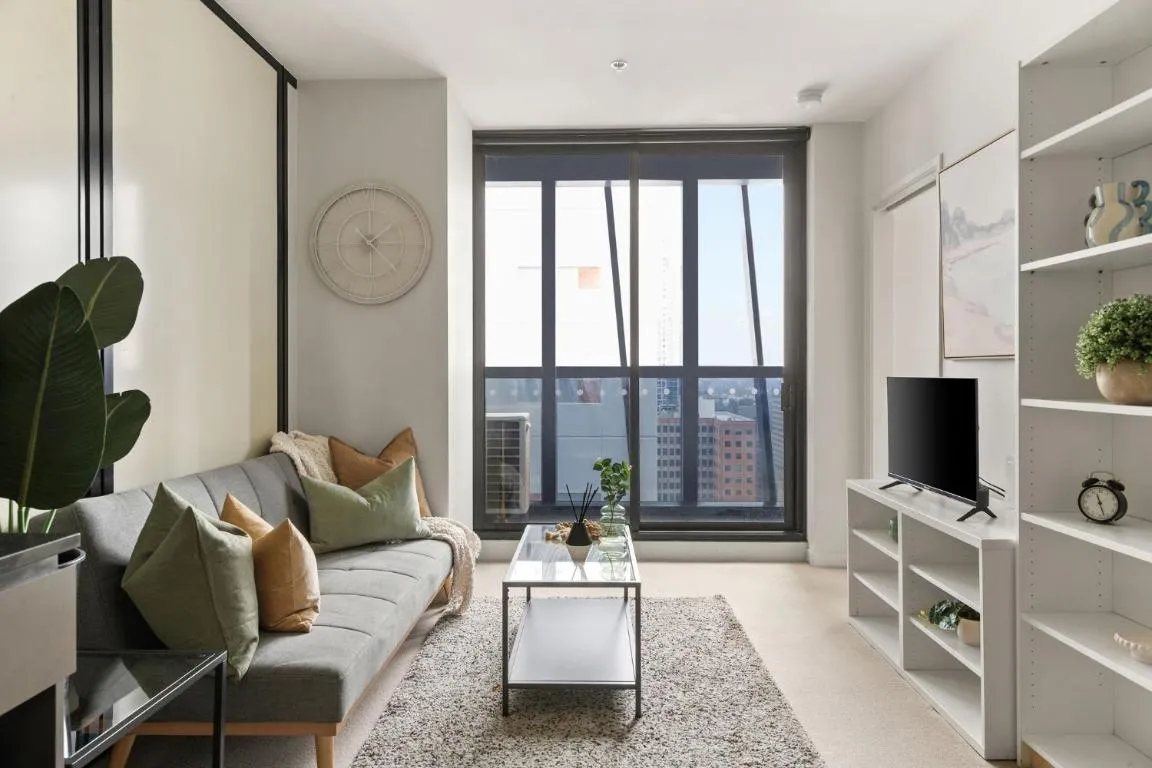 Image of A Chic & Comfy 2BR Apt on Collins with City Views