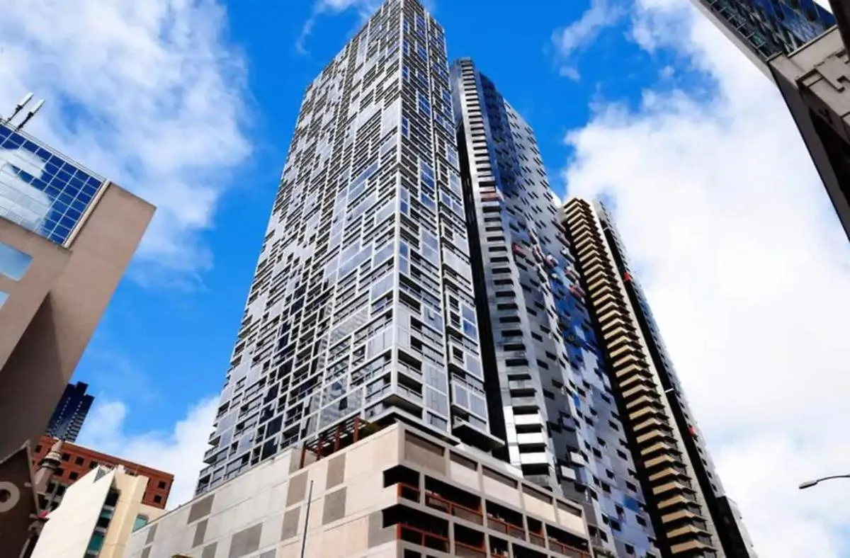 Image 6 of A Chic & Lovely 2BR Apt CBD with City Views