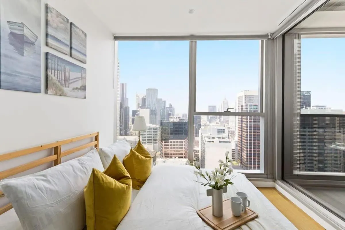 Image 1 of A Comfy 2BR Apt w City Views Near Southern Cross
