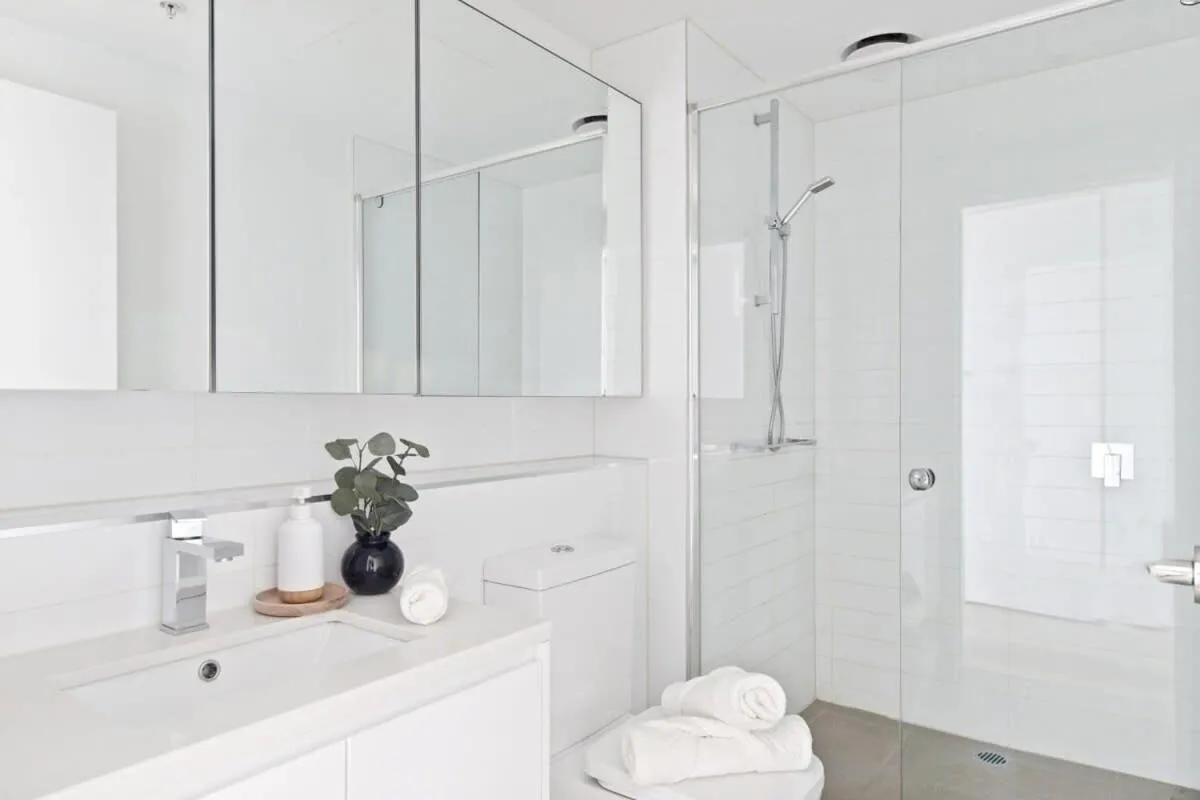 Image 2 of A Cozy Apt with City Views Near Crown Casino