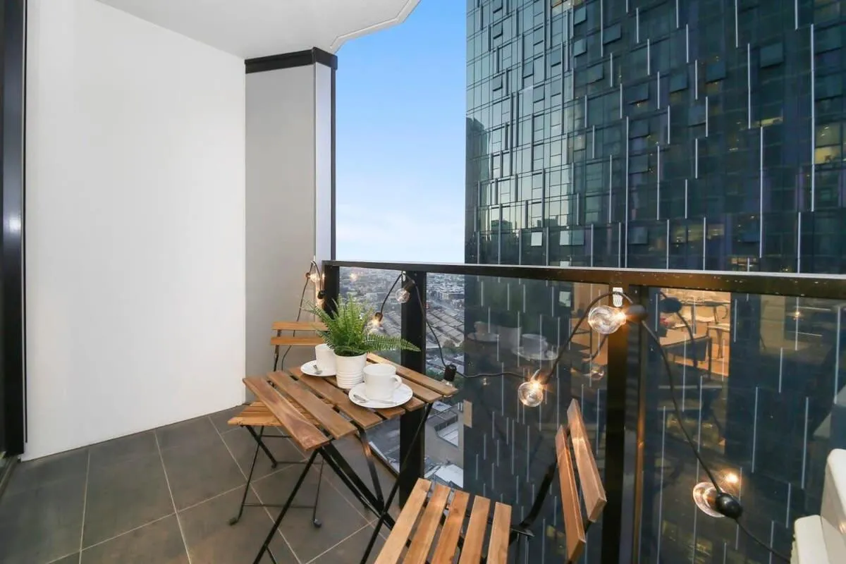 Image 5 of A Cozy & Stylish 2BR Suite in Melbourne CBD