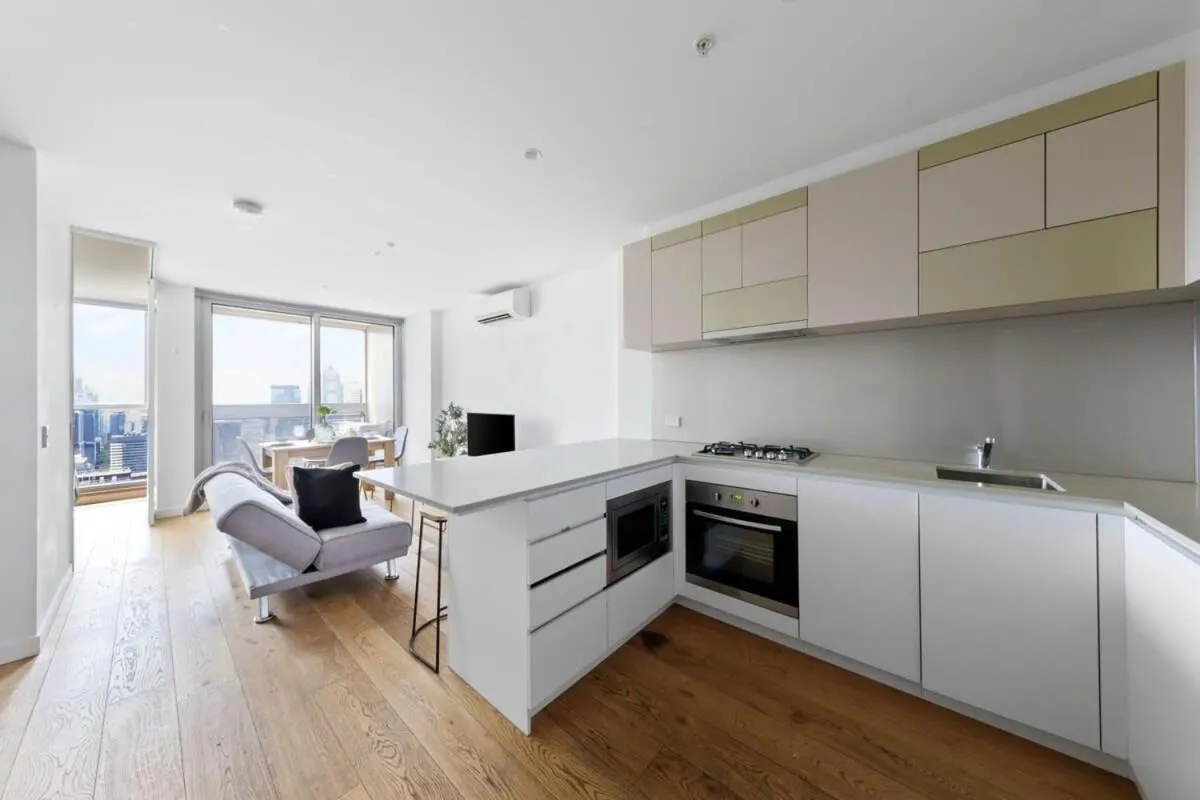 Image 4 of A Lovely 2BR Apt Near Southern Cross City Views