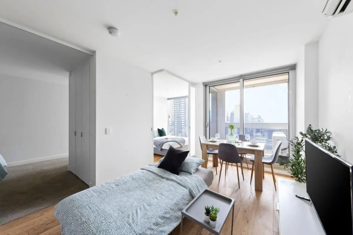 Image 1 of A Lovely 2BR Apt Near Southern Cross City Views