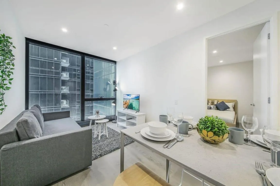 Image of A Lovely Apt Near Crown Casino & Southgate Mall