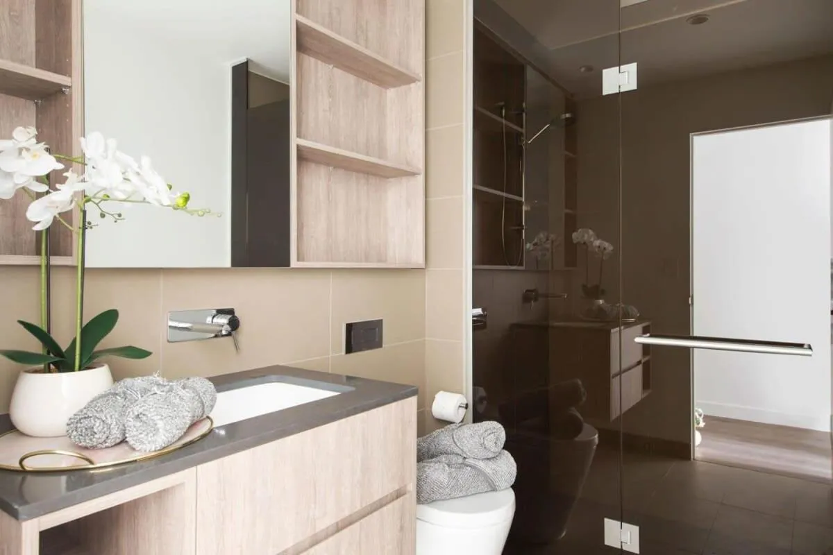 Image 2 of A Lux 2BR Apt Next to Southern Cross City Views