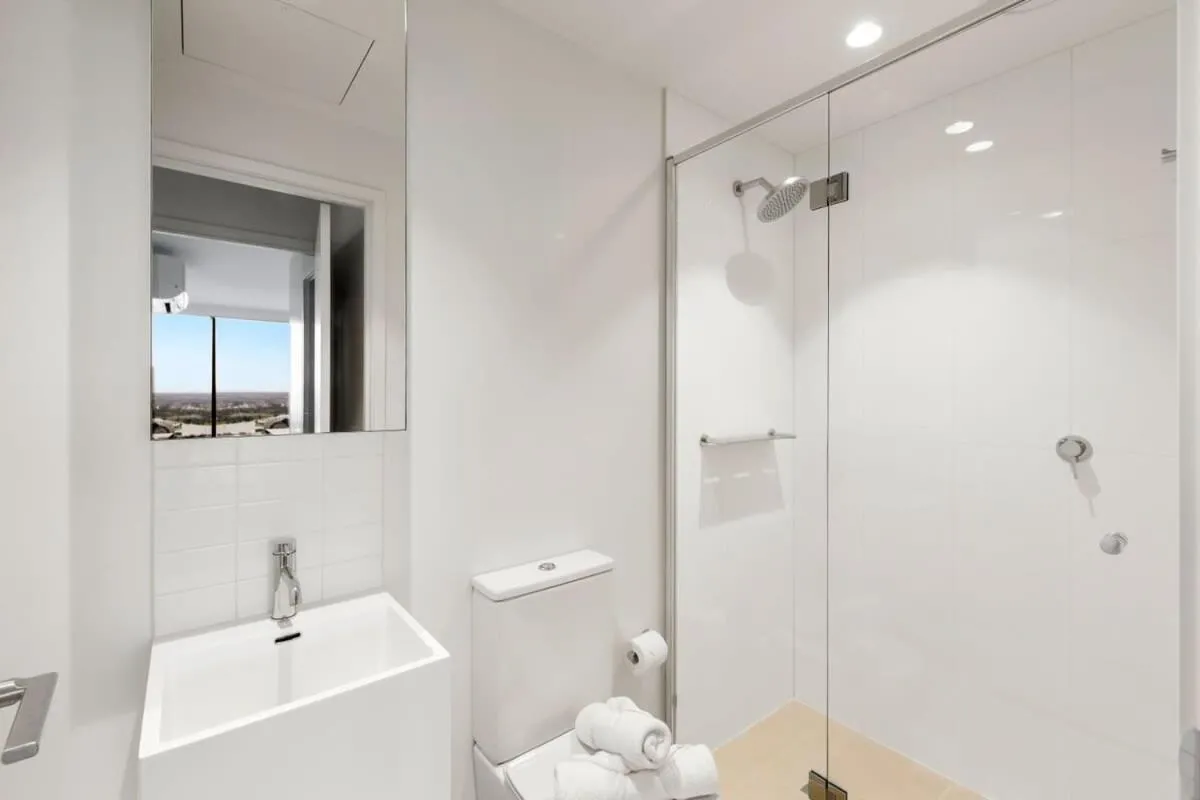 Image 2 of A Lux 2BR Apt with Panoramic Views, FREE Parking
