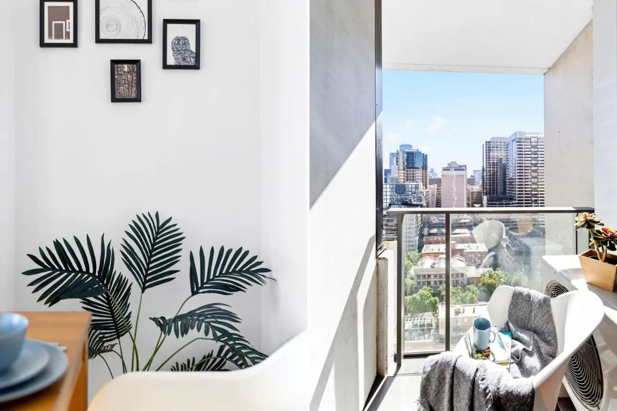 Image 4 of A Spacious & Chic Home Next to Southern Cross