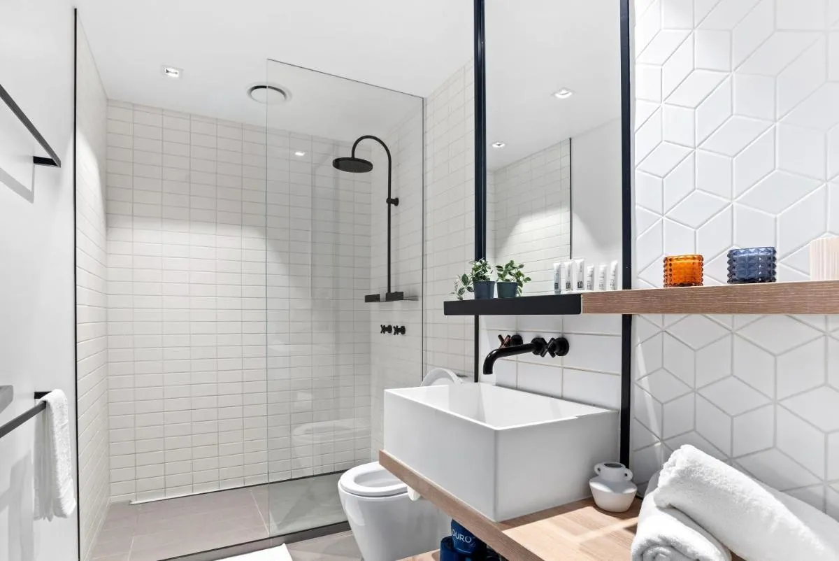Image 2 of A Stylish 2BR Apt with FREE Parking
