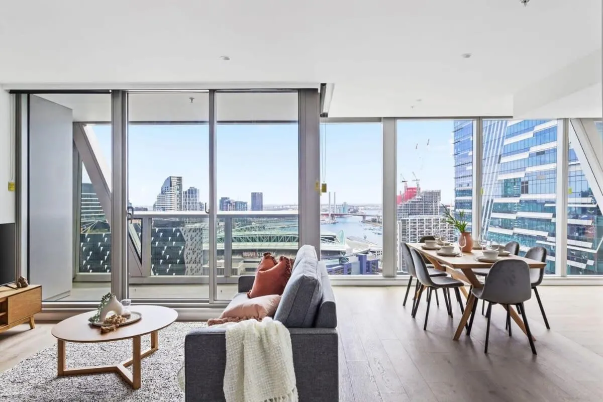 Image 6 of A Stylish 3BR Apt with Harbour Views FREE Parking