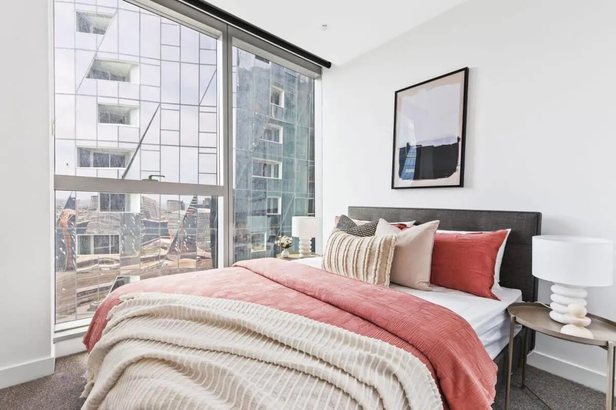 Image 1 of A Stylish 3BR Apt with Harbour Views FREE Parking
