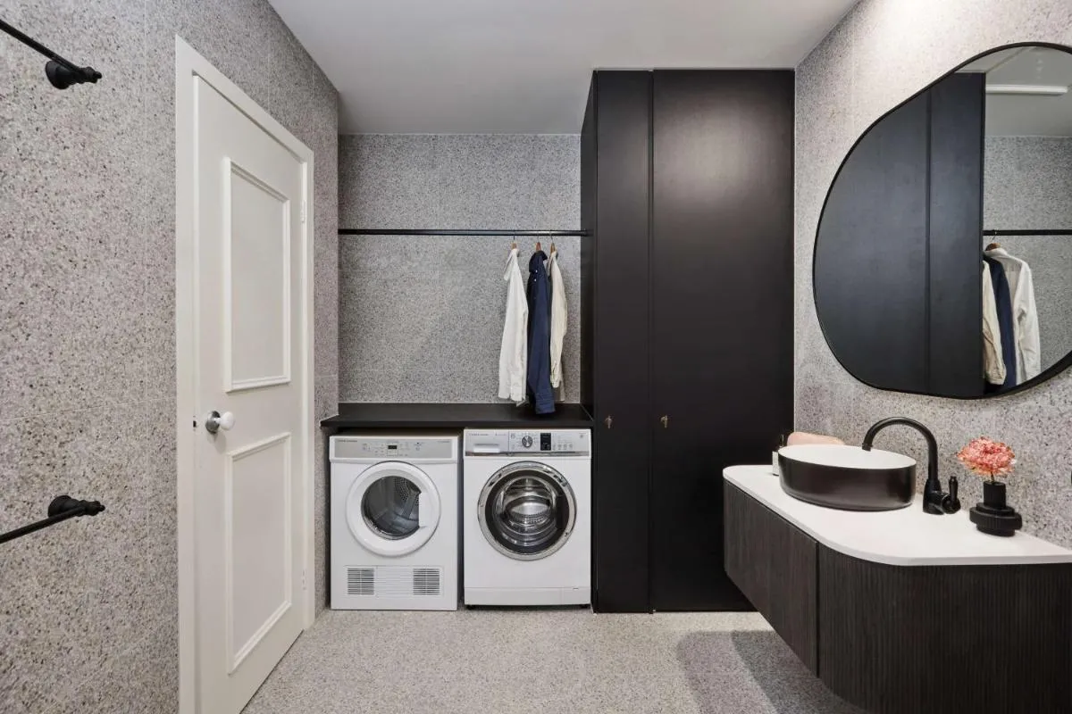 Image 1 of Adina Apartment Hotel Melbourne Flinders Street