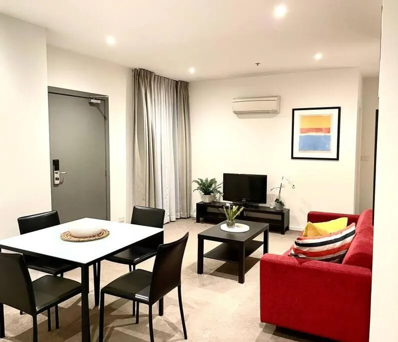 Image 3 of Astral Apartments – Perfectly located 2 bedroom apartment in St Kilda