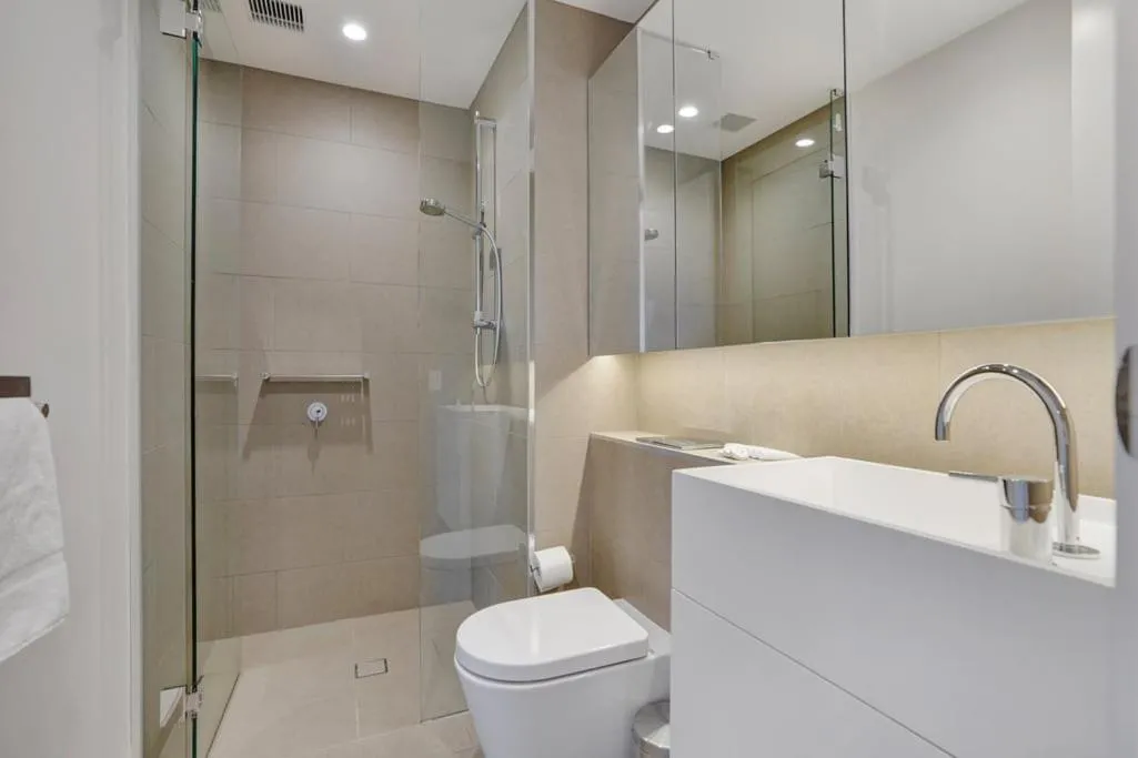 Image 2 of Australia 108 – Prestigious Southbank Level 14 Apt