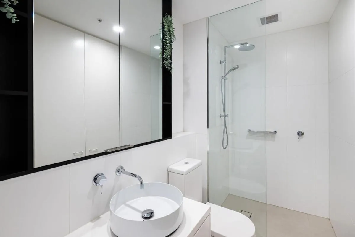 Image 2 of Bayside living at The Hampton