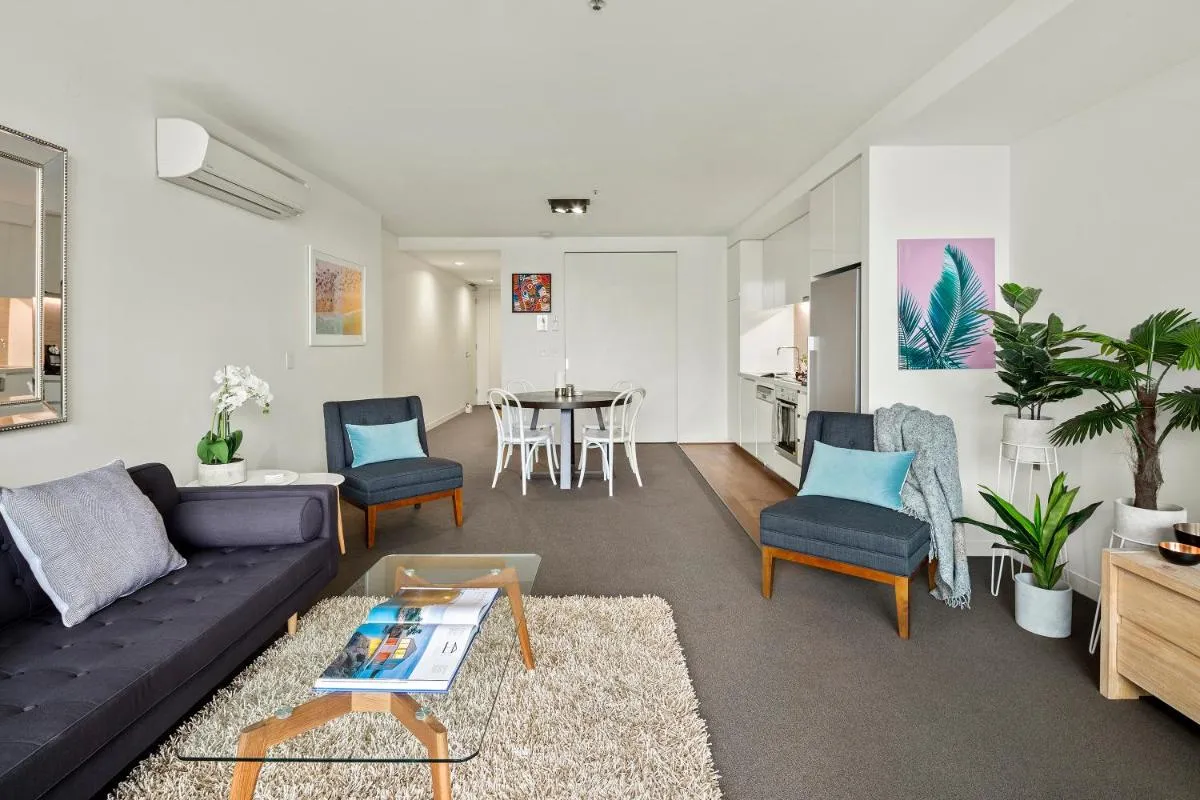 Image 3 of Beach Apartment Port Melbourne