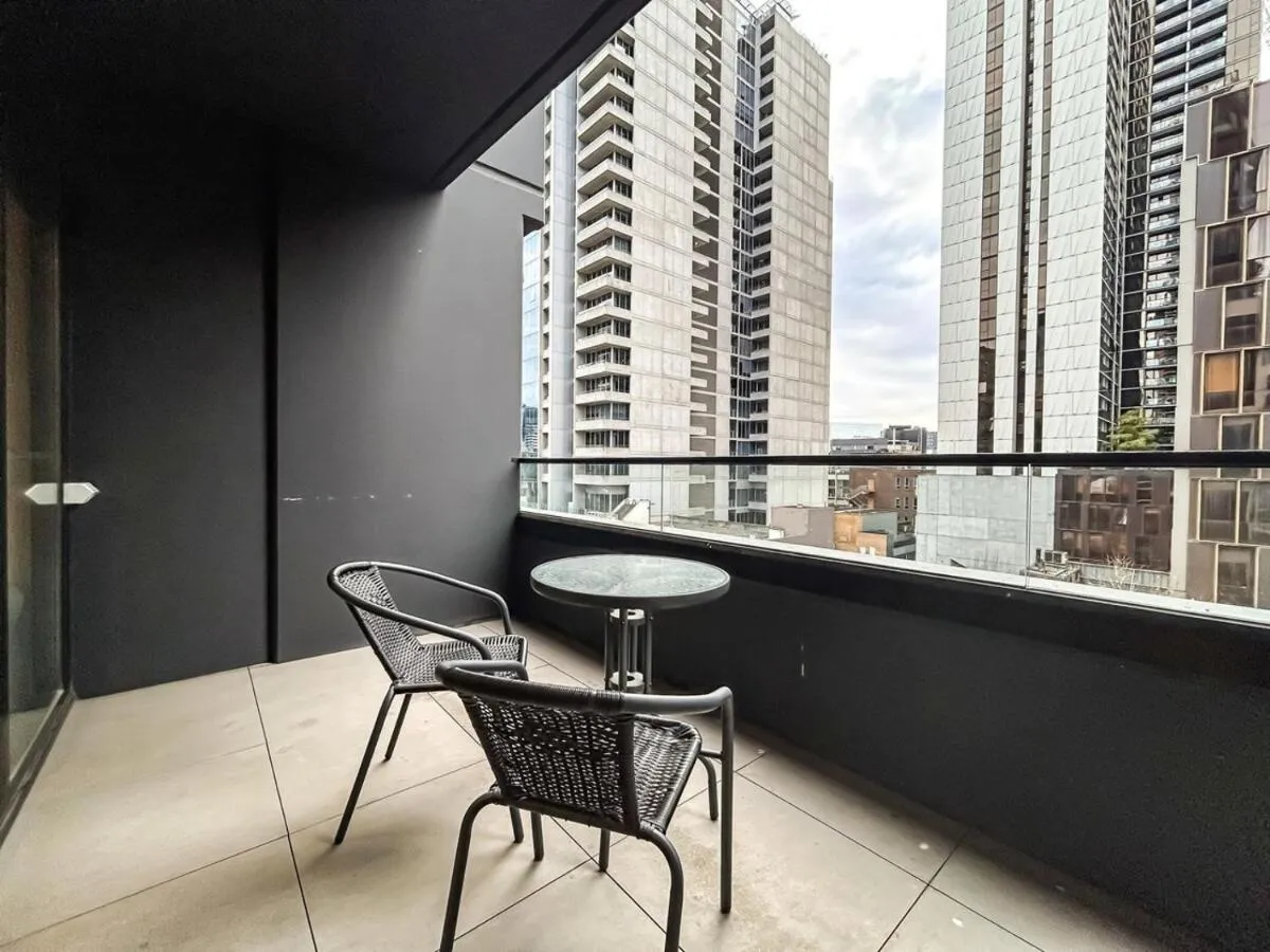 Image 5 of Beautiful City View 2br1ba In Melbourne Cbdwifi