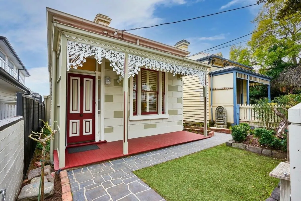 Image 6 of Bowen Street Family Retreat with Pool