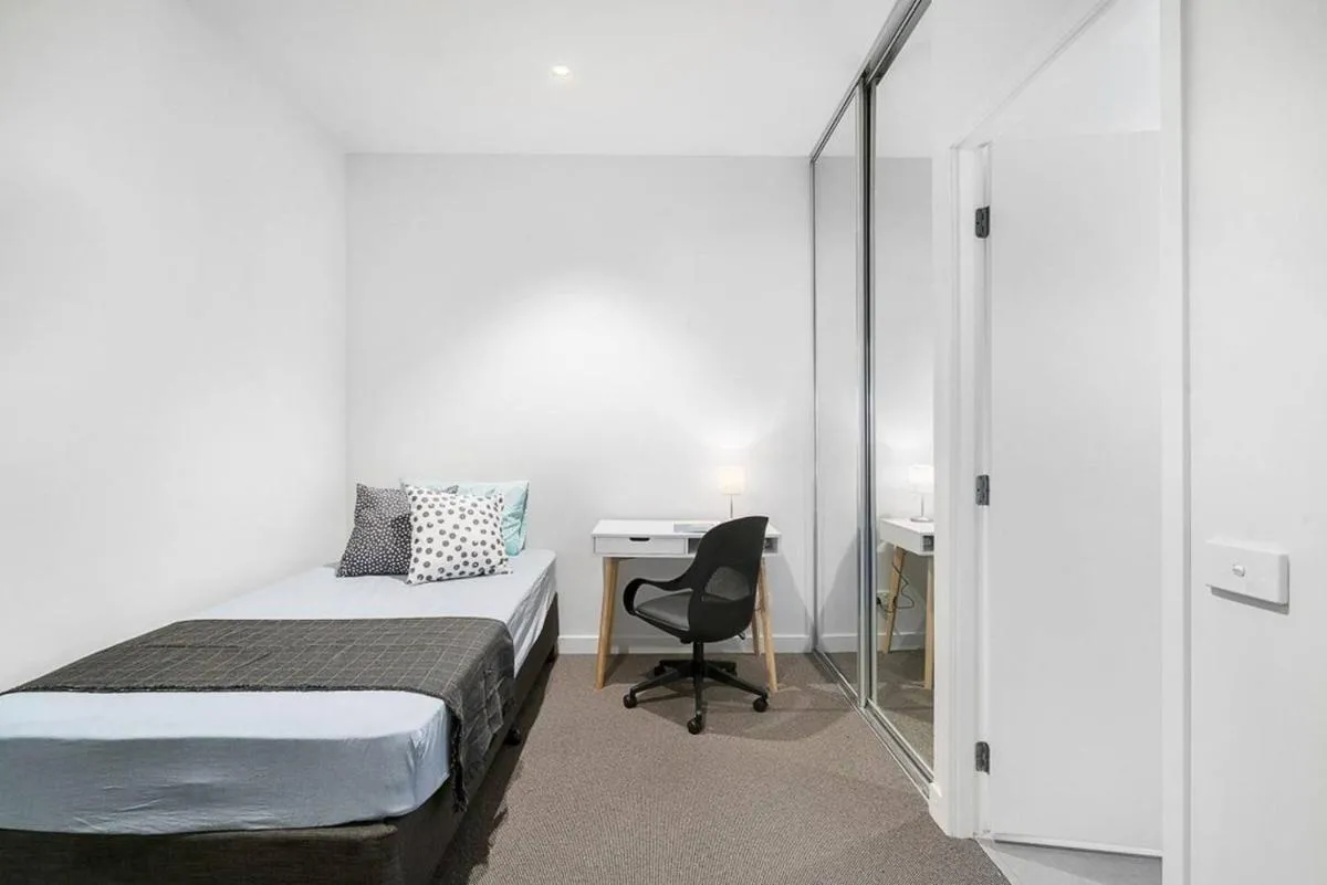 Image 6 of CBD Serenity with Luxury Rooftop Pool and Parking
