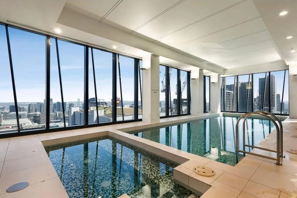 Image 3 of CBD Skyline 2 Bedroom Apartment