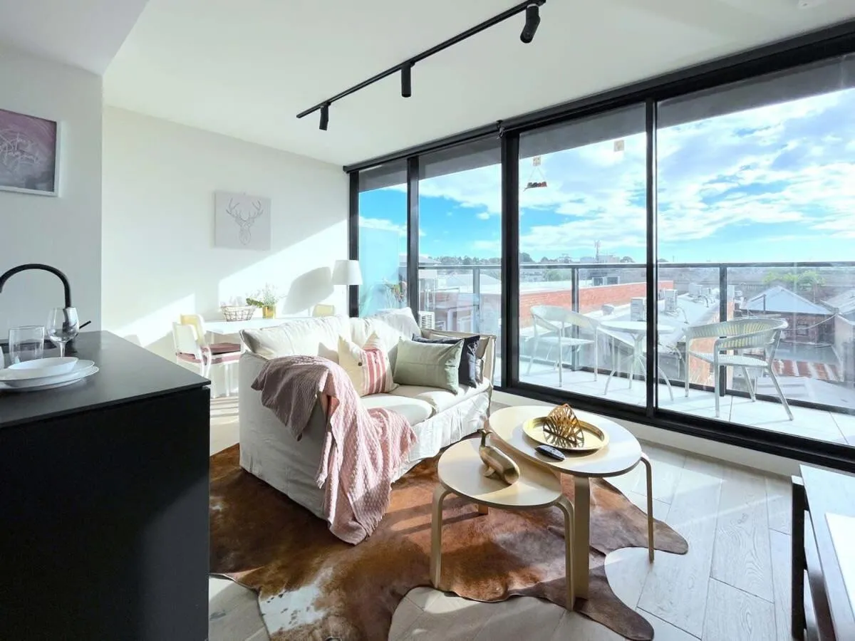 Image 1 of Camberwell Village ONE APT Smart TV