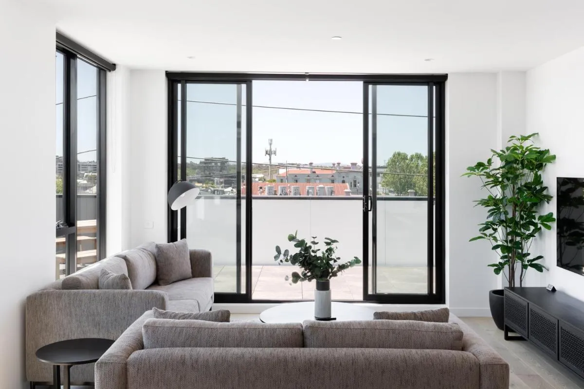 Image 2 of Caroline Serviced Apartments Richmond