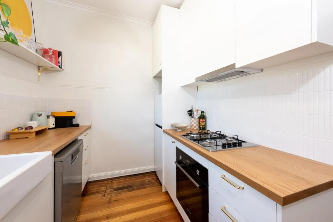 Image of Charming Art Deco Unit in East Melbourne