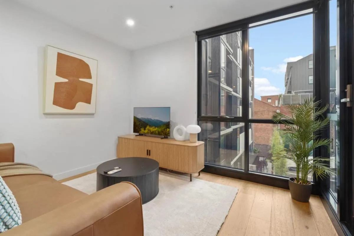 Image 2 of Charming Fitzroy Apartment
