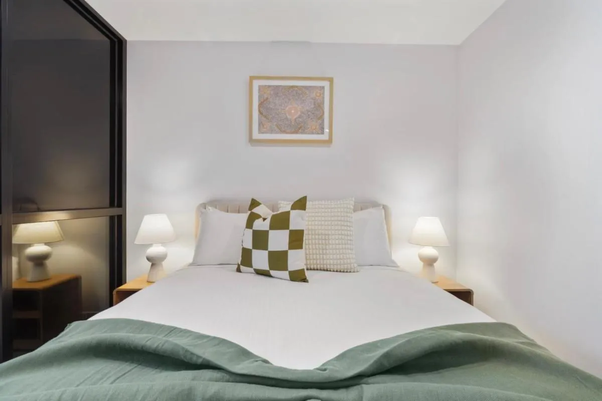 Image 4 of Charming Fitzroy Apartment