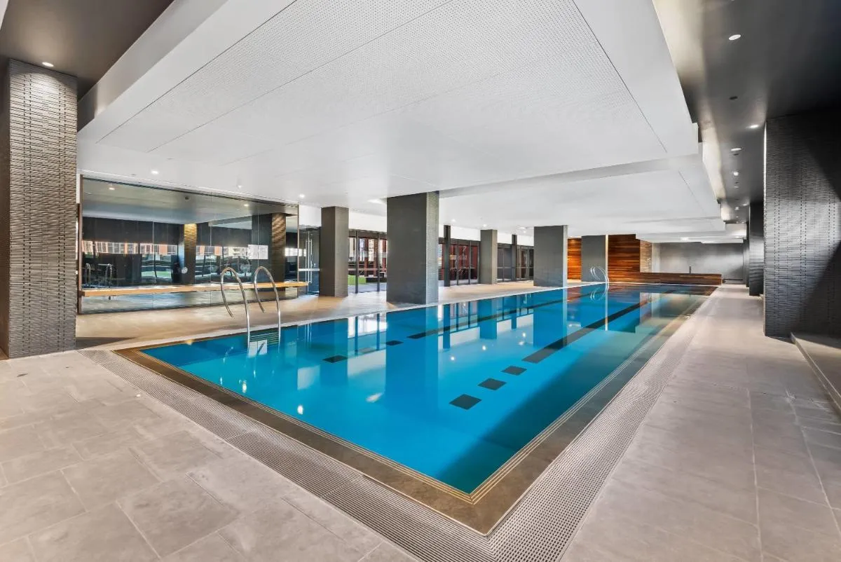 Image 3 of Chic 2 Bed 2 Bath in the Heart of CBD Gym & Pool