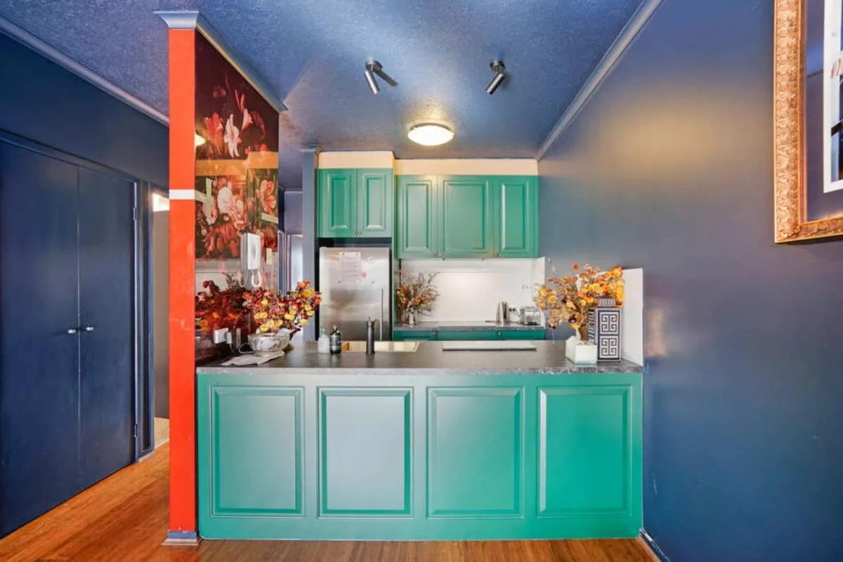 Image 3 of Chic Central Quiet Apt with Free Parking