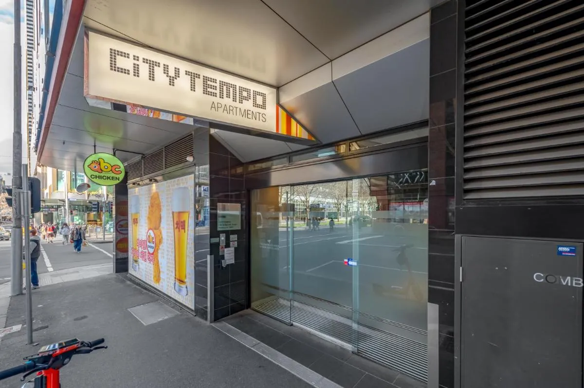 Image 6 of City Stays