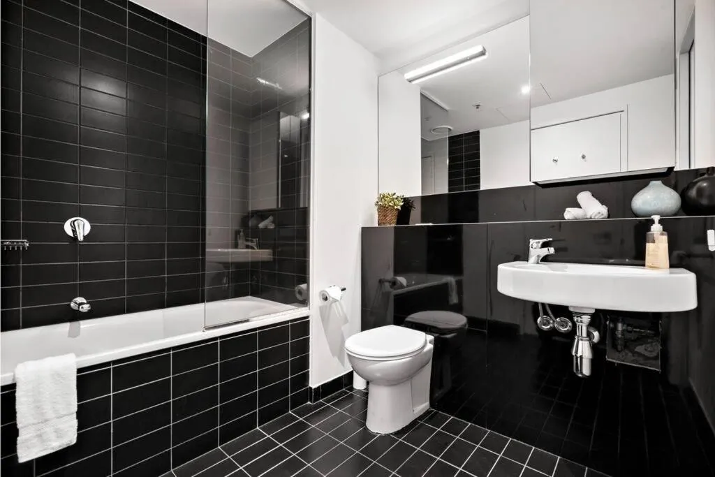 Image 2 of City View Central – Balcony Abode by Southern Cross