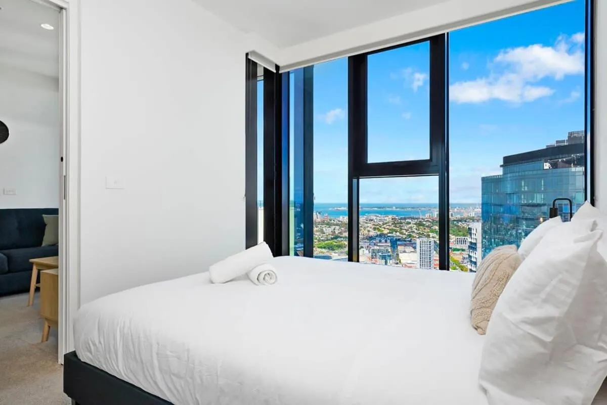 Image 1 of Cityscape Southbank 2BR stay