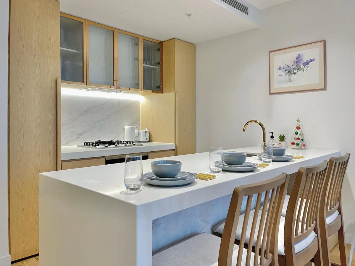 Image 3 of Collins House 2B by GoodLive