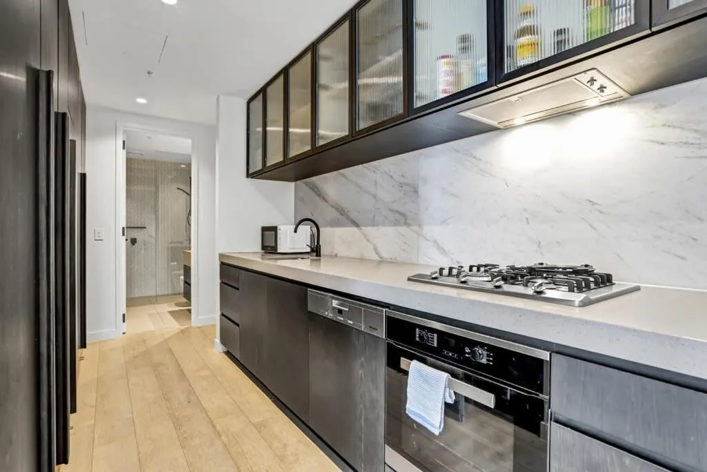 Image 3 of Collins House – Melbourne Cbd Amazing view