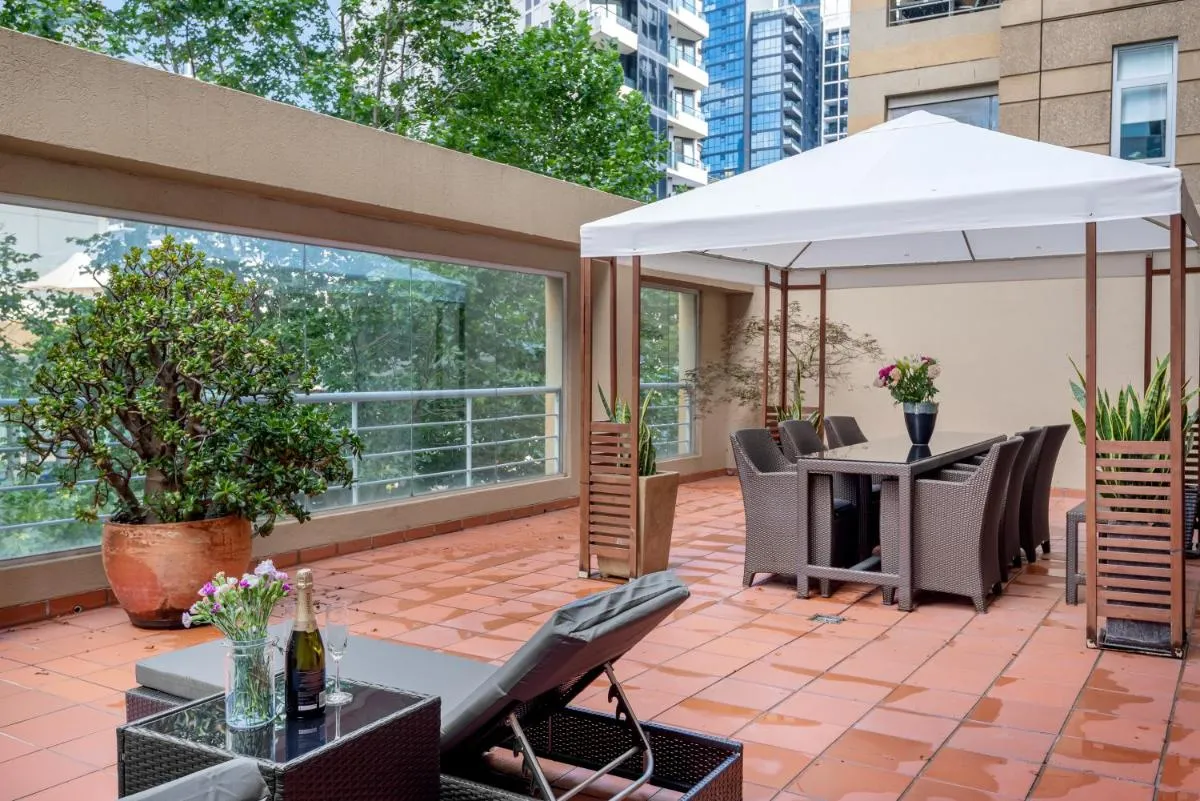 Image 5 of Complete Host Armytage Apartments