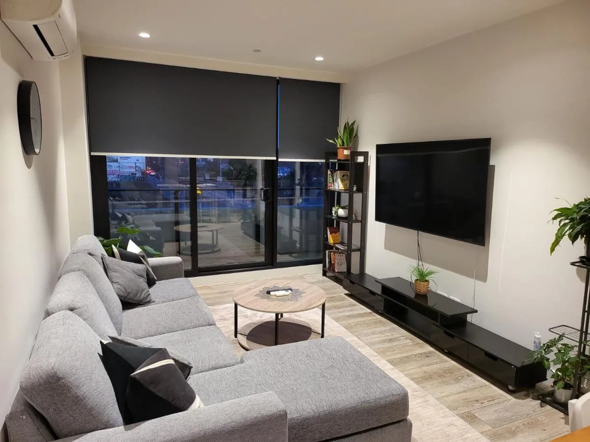 Image 4 of Contemporary Comfort