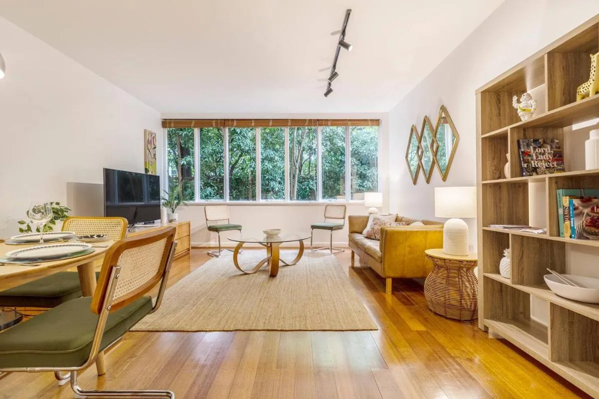 Image 4 of Coolullah Catch – Enjoy Mid-Century Urban Living
