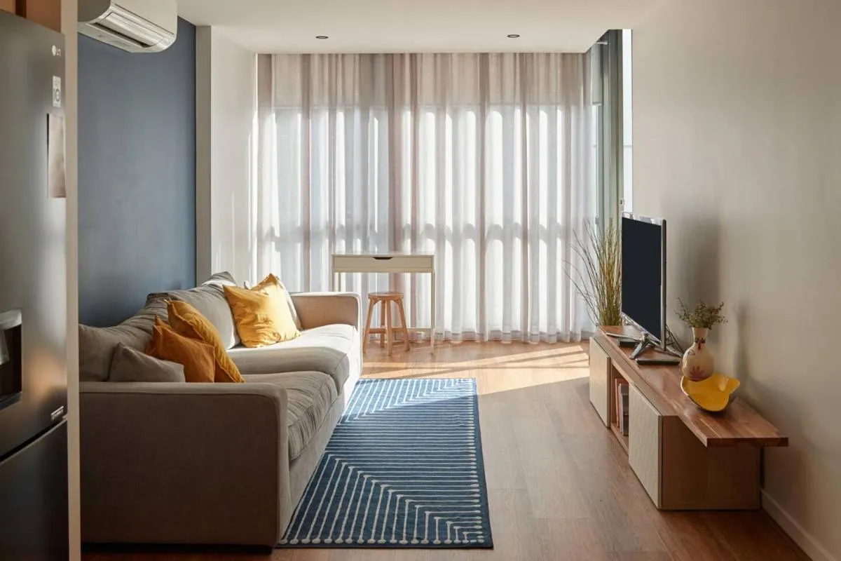 Image 4 of Cosmo Corner – Tranquil Vibes over South Melbourne