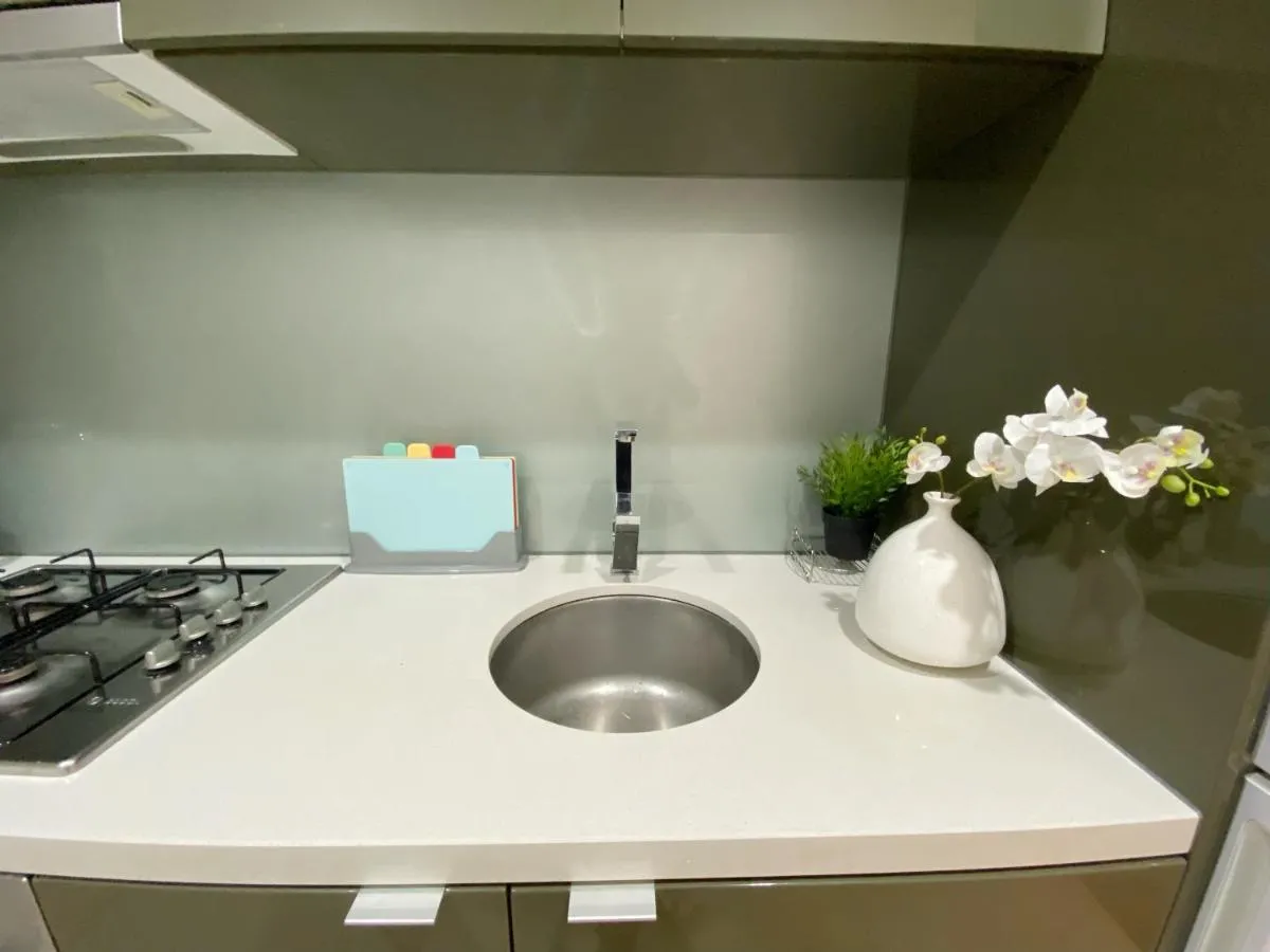 Image 2 of Cosy 1B1B Apartment in South Bank
