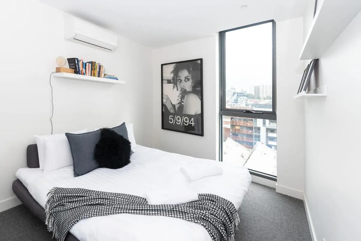 Image 1 of Coveted Collingwood – Balcony Hideaway with Views