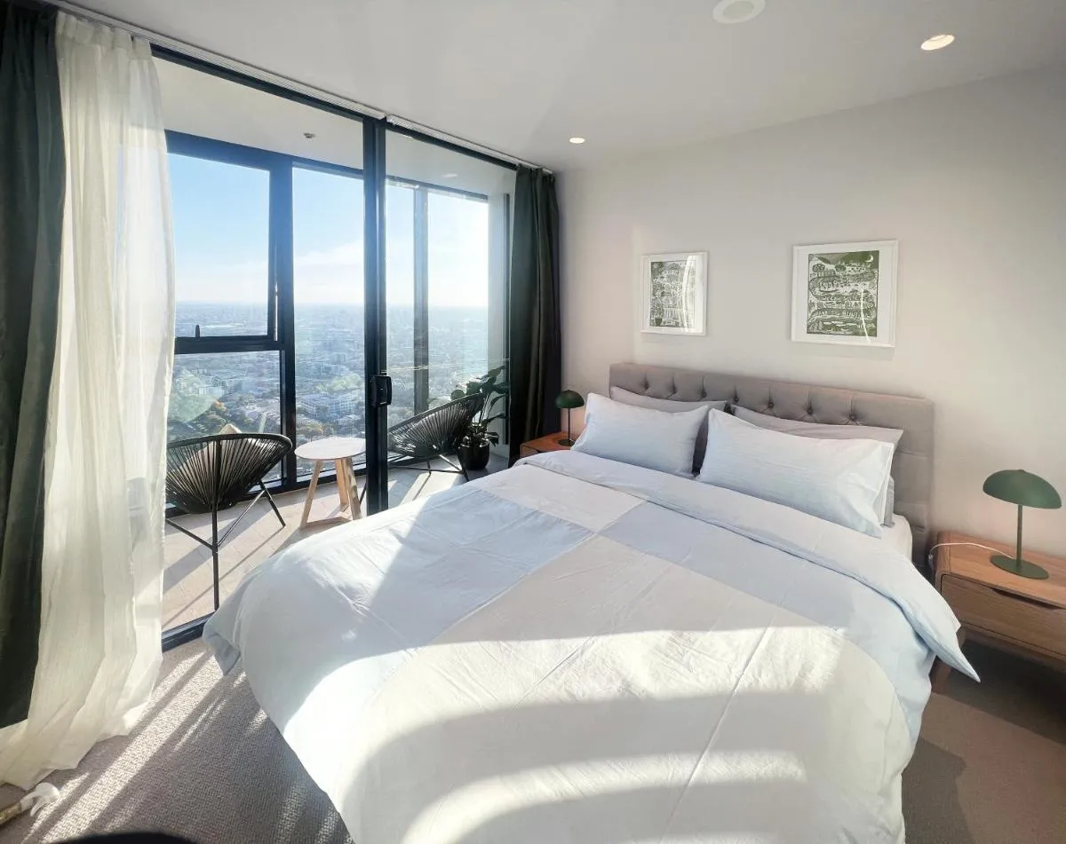 Image 5 of Cozy 1B1B APT with stunning view