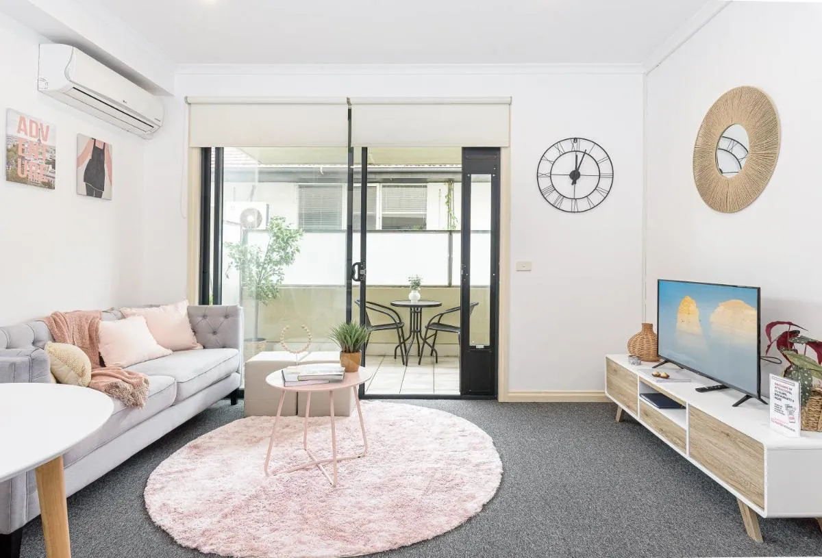 Image 4 of Cozy 1 bedder in St Kilda with Balcony